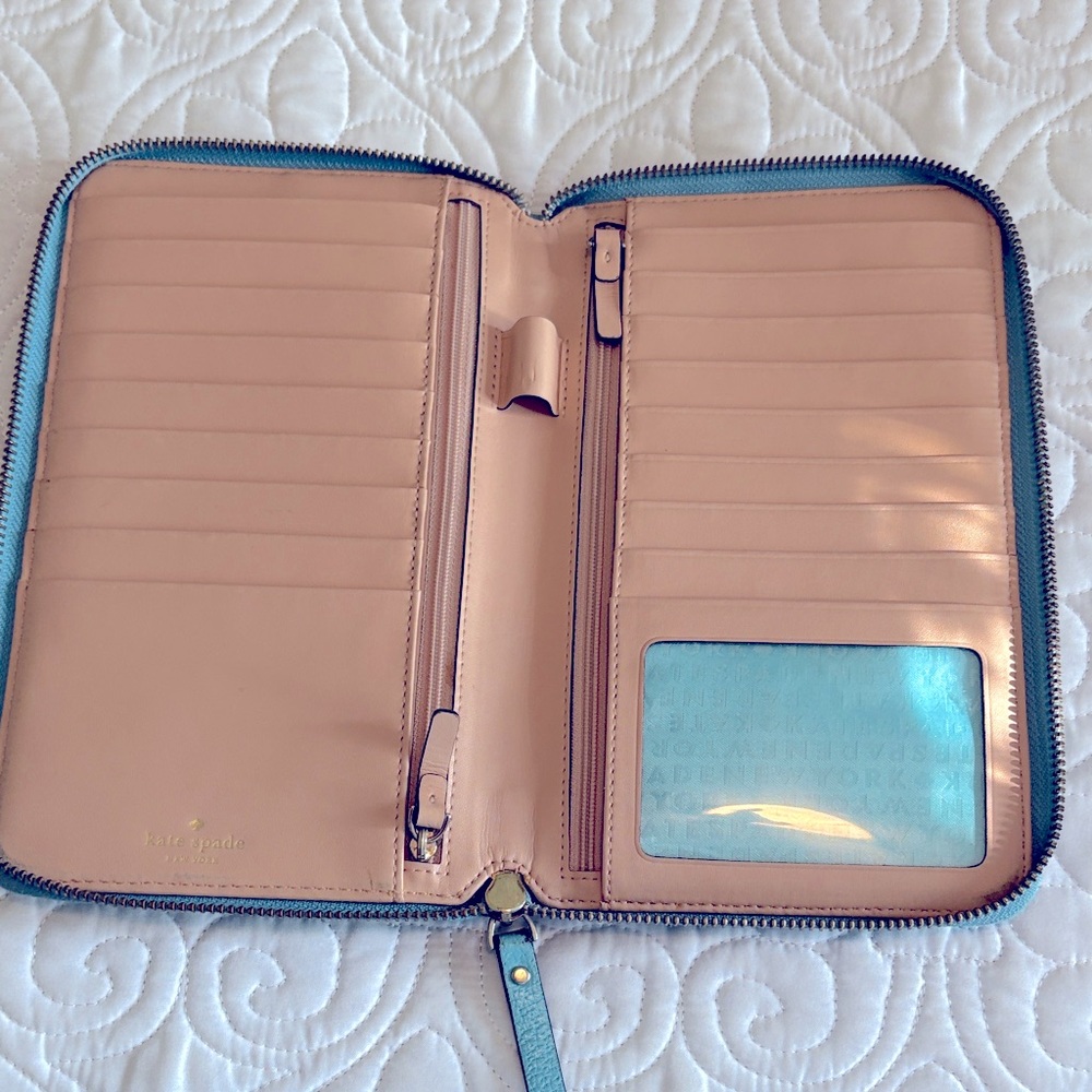 Kate Spade Tiffany Blue Grand Travel Wallet - Picture 6 of 7